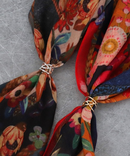 Three Four Time（ｽﾘｰﾌｫｰﾀｲﾑ）の「ラインメタルスカーフリング（ストール/ショール・レディース・シルバー/ゴールド・FREE）」の8枚目の写真