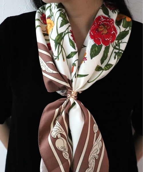 Three Four Time（ｽﾘｰﾌｫｰﾀｲﾑ）の「ラインメタルスカーフリング（ストール/ショール・レディース・シルバー/ゴールド・FREE）」の6枚目の写真