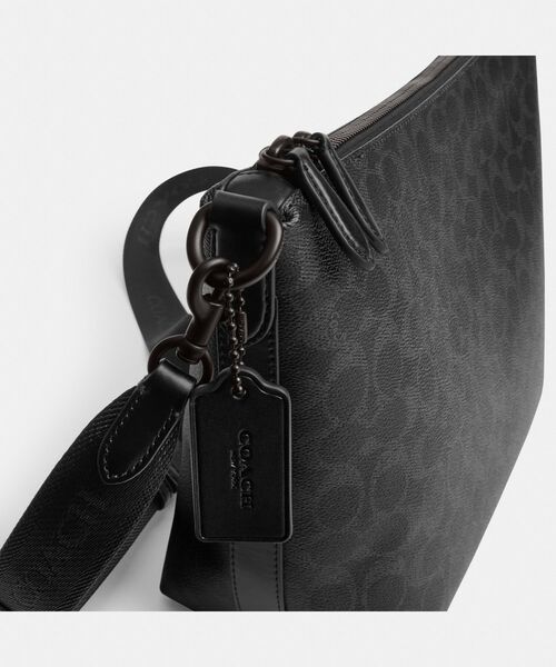 COACH（コーチ）の「トップ ジップ メッセンジャー バッグ・シグネチャー キャンバス（メッセンジャーバッグ・メンズ・ブラック系その他・ONE）」の8枚目の写真