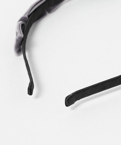 green label relaxing（グリーンレーベルリラクシング）の「＜MILK×SODA＞リボン カチューシャ / キッズ（カチューシャ・キッズ・ブラック/グレー系・FREE）」の6枚目の写真