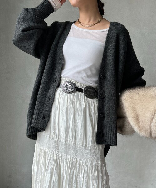 DouDou（ドゥドゥ）の「【WEB限定】Vネックワイドワイドカーディガン（カーディガン/ボレロ・レディース・レッド/キャメル/オフホワイト/チャコールグレー・FREE）」の3枚目の写真