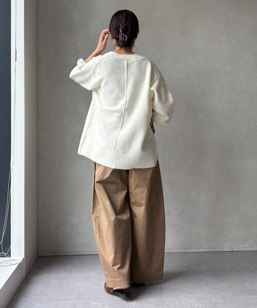 DouDou（ドゥドゥ）の「【WEB限定】Vネックワイドワイドカーディガン（カーディガン/ボレロ・レディース・レッド/キャメル/オフホワイト/チャコールグレー・FREE）」の10枚目の写真