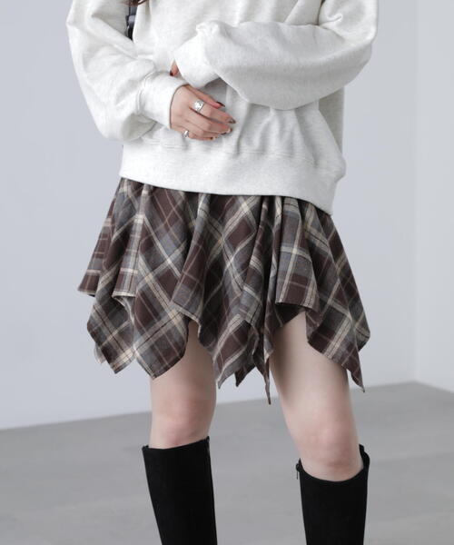 FREE'S MART(フリーズマート)の「◆イレヘムギャザーミニスカート(スカート・レディース・ベージュ/ブラウン系その他・SMALL/MEDIUM)」の2枚目の写真