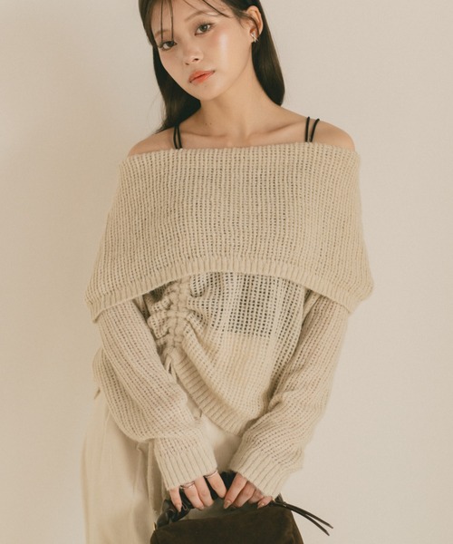VANNIE U（ヴァニーユー）の「ドロストオフショル透かし編みニット（ニット/セーター・レディース・ベージュ/グレー・FREE）」の8枚目の写真