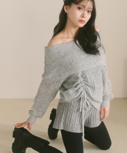 VANNIE U（ヴァニーユー）の「ドロストオフショル透かし編みニット（ニット/セーター・レディース・ベージュ/グレー・FREE）」の19枚目の写真