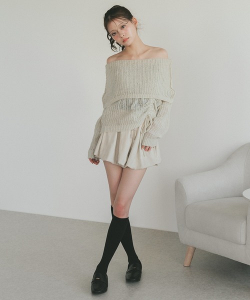 VANNIE U（ヴァニーユー）の「ドロストオフショル透かし編みニット（ニット/セーター・レディース・ベージュ/グレー・FREE）」の18枚目の写真