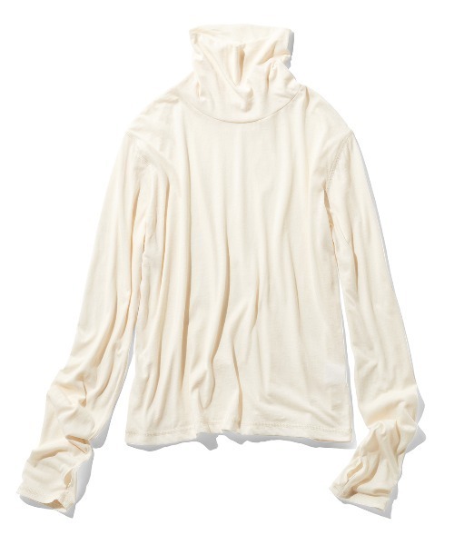 Live in comfort(リブインコンフォート)の「リブ イン コンフォート 素肌のように心地よい 綿100%のシアースキンハイネックトップス(Tシャツ/カットソー・レディース・イエロー/ブラック/アイボリー・S/M/L/LL/3L/4L)」の20枚目の写真