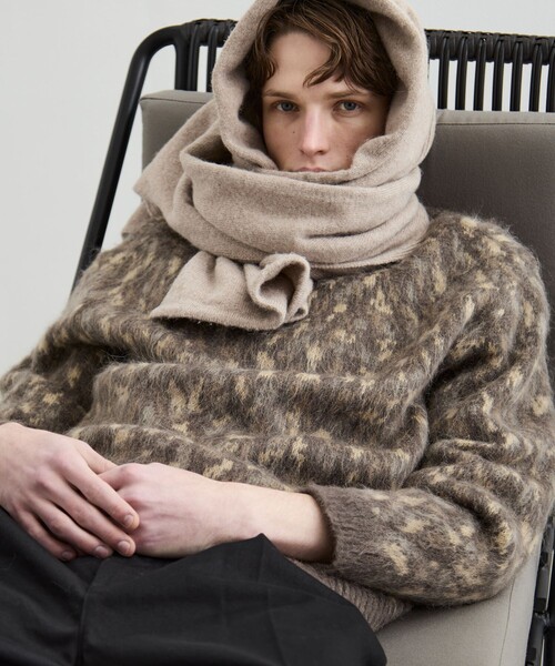 PUBLIC TOKYO(パブリックトウキョウ)の「グラデーションソフトモヘアニット(ニット/セーター・メンズ・ブラック/ブラウン/ベージュ・1/2)」の3枚目の写真