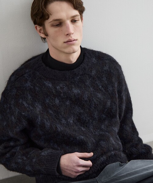 PUBLIC TOKYO(パブリックトウキョウ)の「グラデーションソフトモヘアニット(ニット/セーター・メンズ・ブラック/ブラウン/ベージュ・1/2)」の22枚目の写真