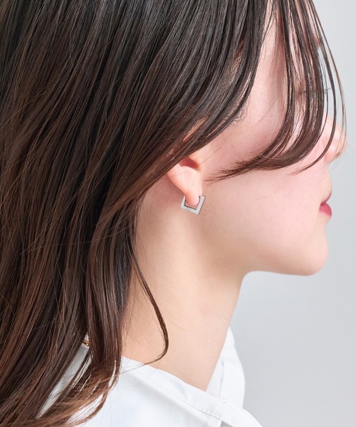 Phoebe(フィービィー)の「【SPECIAL SET】『金属アレルギー対応』ストレートスクエアフープペアピアス/サージカルステンレス(ピアス(両耳用)・レディース・シルバー/イエローゴールド/シルバー×ゴールド・FREE)」の20枚目の写真