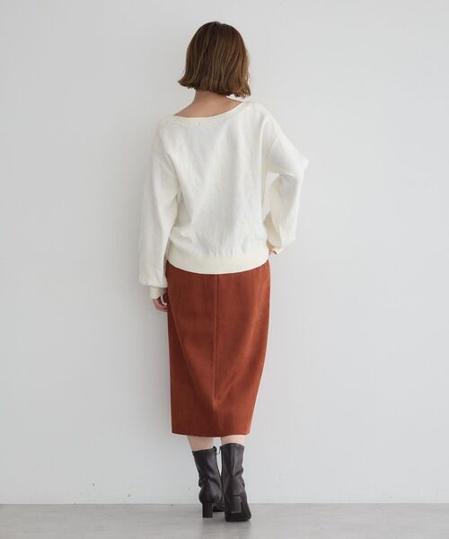 YECCA VECCA（イェッカヴェッカ）の「フラワー柄ふくれジャガードニット（ニット/セーター・レディース・アイボリー/チャコールグレー/ラベンダー・FREE）」の14枚目の写真