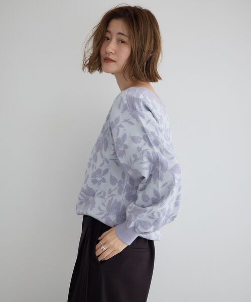 YECCA VECCA（イェッカヴェッカ）の「フラワー柄ふくれジャガードニット（ニット/セーター・レディース・アイボリー/チャコールグレー/ラベンダー・FREE）」の17枚目の写真
