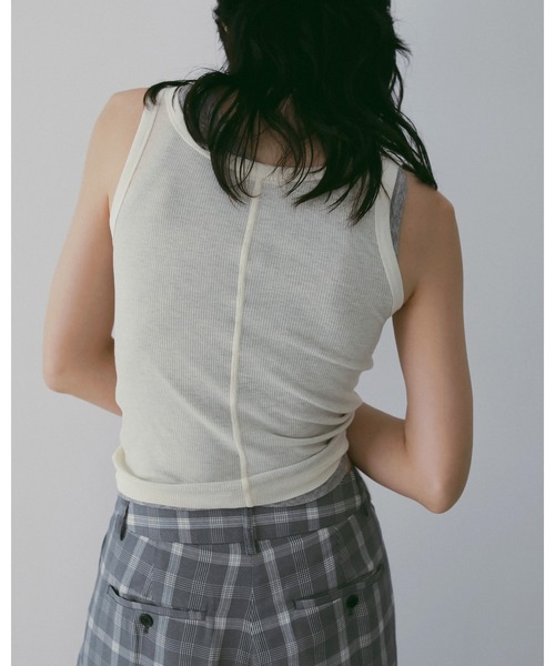 anuke（アンヌーク）の「Wool Rib Tanktop（タンクトップ・レディース・ブラウン/グレー/アイボリー・FREE）」の4枚目の写真