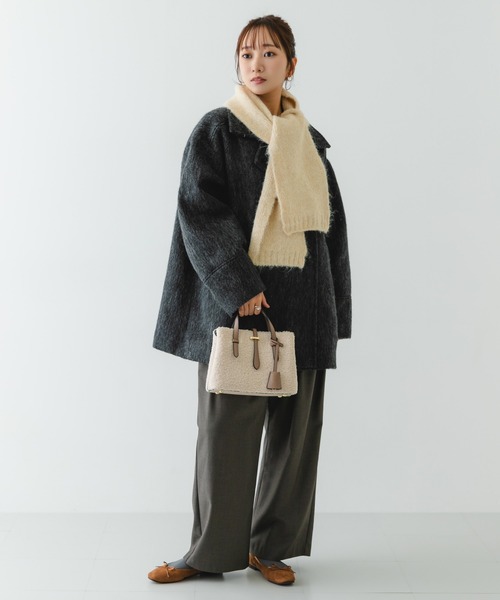 RODE SKO(ロデスコ)の「チャーム付ボアミニバッグ(ハンドバッグ・レディース・グレー/オフホワイト・ONE)」の8枚目の写真