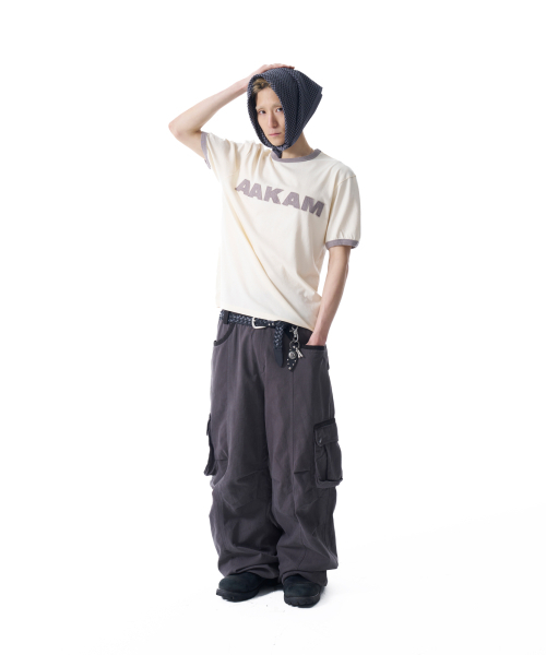 AAKAM(アーカム)の「Logo Patch Ringer Top (Cream-Gray)(Tシャツ/カットソー・レディース・その他・1/2)」の9枚目の写真