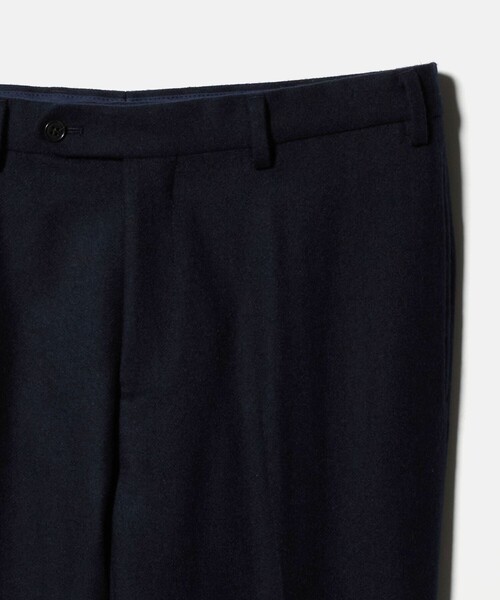 A DAY IN THE LIFE UNITED ARROWS(アデイインザライフユナイテッドアローズ)の「フラノ ノープリーツ スラックス-セットアップ対応-<A DAY IN THE LIFE>(スラックス・メンズ・グレー系/ライトグレー/ネイビー・S/L/XL/M)」の10枚目の写真