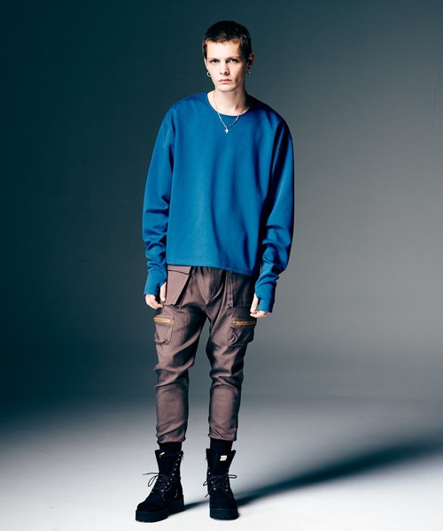 glamb(グラム)の「Wide Sleeves Smooth Cutsew / ワイドスリーブスムースカットソー(Tシャツ/カットソー・メンズ・ベージュ/ブラック/ブルー・S/M/L)」の11枚目の写真