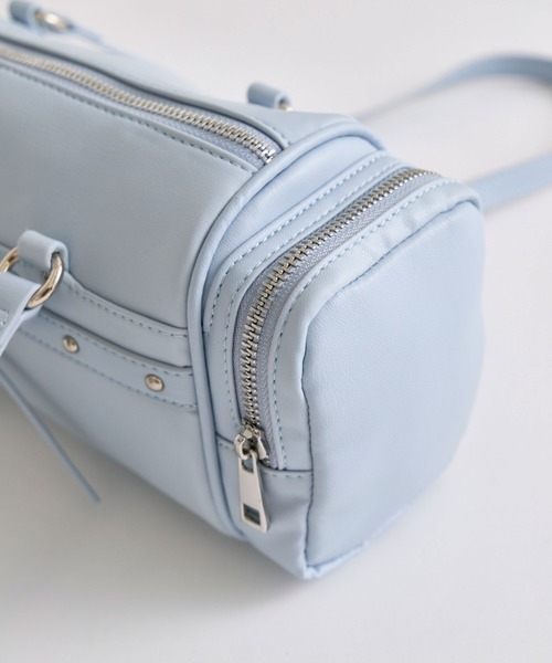 OLIVE des OLIVE(オリーブデオリーブ)の「サイドポケットスタッズボストンバッグ(トートバッグ・レディース・オフホワイト/サックスブルー/ブラック・FREE)」の7枚目の写真