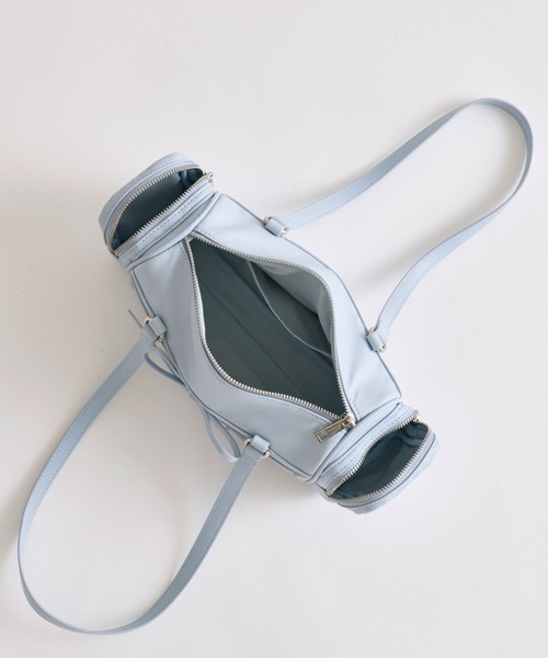 OLIVE des OLIVE(オリーブデオリーブ)の「サイドポケットスタッズボストンバッグ(トートバッグ・レディース・オフホワイト/サックスブルー/ブラック・FREE)」の10枚目の写真