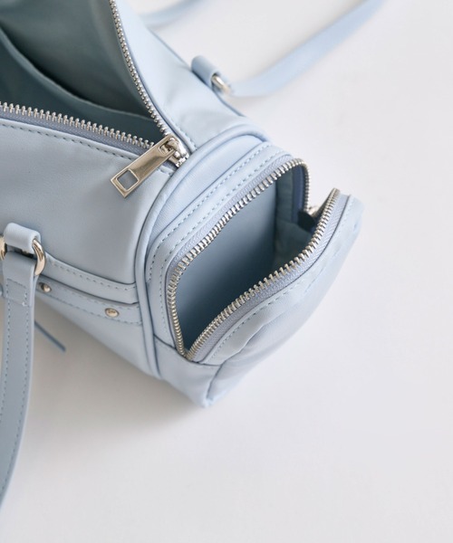 OLIVE des OLIVE(オリーブデオリーブ)の「サイドポケットスタッズボストンバッグ(トートバッグ・レディース・オフホワイト/サックスブルー/ブラック・FREE)」の9枚目の写真