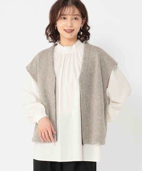 studio CLIP(スタディオクリップ)の「襟シャーリングレースブラウス(シャツ/ブラウス・レディース・チャコール/ライトグレー/オフホワイト・FREE)」の5枚目の写真