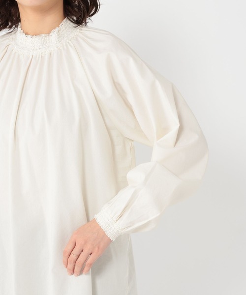 studio CLIP(スタディオクリップ)の「襟シャーリングレースブラウス(シャツ/ブラウス・レディース・チャコール/ライトグレー/オフホワイト・FREE)」の20枚目の写真