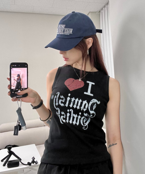 DAMISH(ダミシュ)の「ガーリークラックハートタンクトップ_ブラック(Tシャツ/カットソー・レディース・ブラック・FREE)」の1枚目の写真