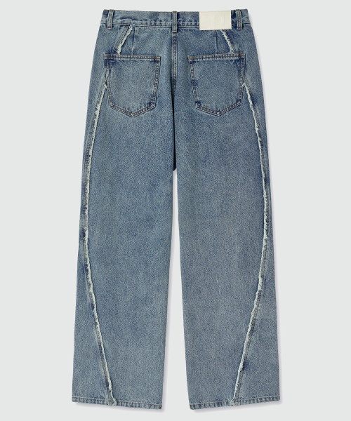 DECET(デケト)の「Curved Wide Jeans DCPT033SCSTNBlue(デニムパンツ・レディース・その他・28/30/26)」の10枚目の写真