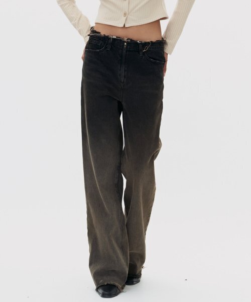 SETSETSET(セットセットセット)の「GRADATION STANDARD FIT DENIM PANTS BLACK(デニムパンツ・レディース・その他・MEDIUM/SMALL)」の5枚目の写真