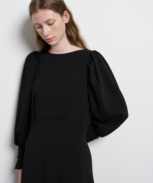 LANVIN en Bleu(ランバンオンブルー)の「カットジョーゼットフレアワンピース(ワンピース・レディース・ブラック・36/38)」の8枚目の写真
