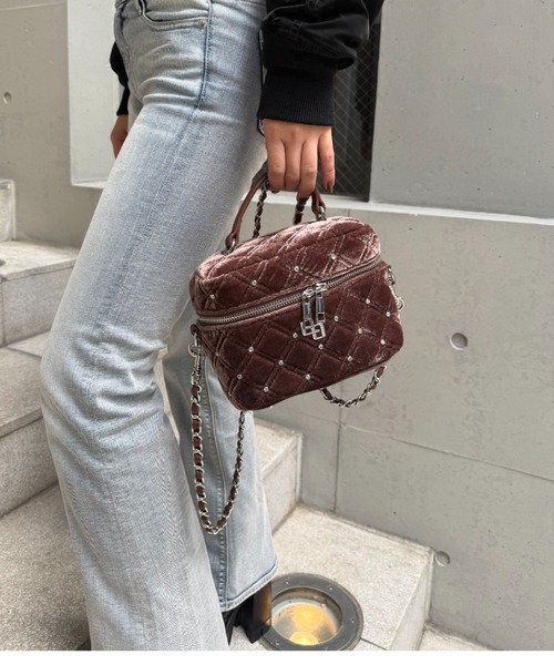 ZOZO限定！！】ラインストーンキルティングBAG（ショルダーバッグ