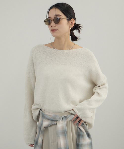 SALON adam et rope'（サロン アダム エ ロペ）の「ペーパーヤーンプルオーバー（ニット/セーター・レディース・ブラック/グリーン系その他/オフホワイト・FREE）」の2枚目の写真