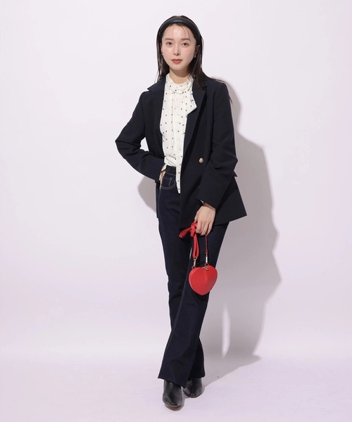 Mystrada（マイストラーダ）の「スリムフレアデニム（その他パンツ・レディース・ライトブルー/ネイビー・38/36/34）」の5枚目の写真