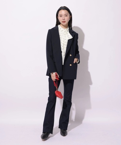 Mystrada（マイストラーダ）の「スリムフレアデニム（その他パンツ・レディース・ライトブルー/ネイビー・38/36/34）」の6枚目の写真