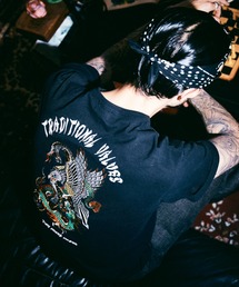 schott（ショット）の「Schott/ショット/BATTLE ROYALE EMB. T-SHIRT/バトル ロワイヤル 刺繍 Ｔシャツ（Tシャツ/カットソー）」