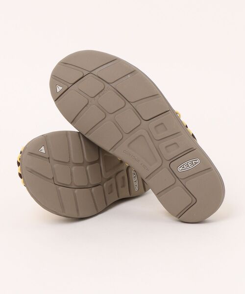KEEN(キーン)の「KEEN キーン UNEEK ユニーク 1032181(スニーカー・メンズ・ブラウン×イエロー・28.5cm/28.0cm/27.5cm/27.0cm/26.5cm/26.0cm/25.5cm)」の8枚目の写真