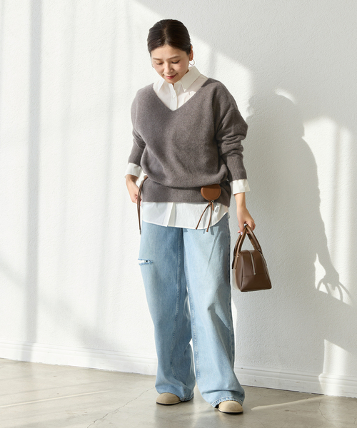 JOURNAL STANDARD(ジャーナルスタンダード)の「FOX WOOL 2WAY Vネックプルオーバー(ニット/セーター・レディース・ブラウン/ライトブルー/ピンク・FREE)」の6枚目の写真