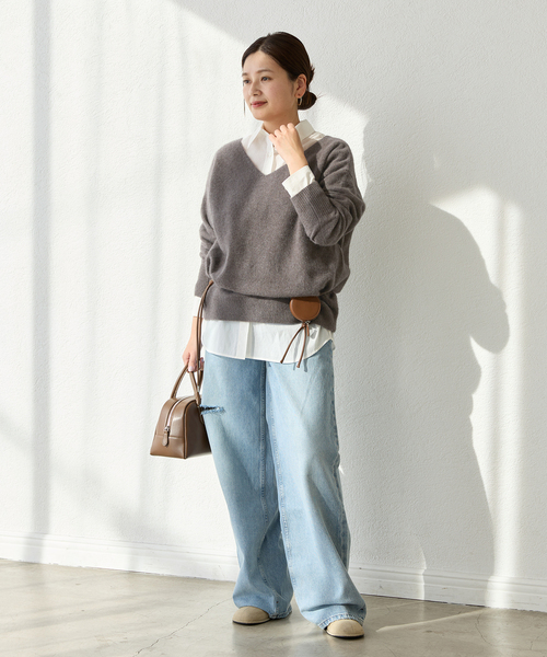 JOURNAL STANDARD(ジャーナルスタンダード)の「FOX WOOL 2WAY Vネックプルオーバー(ニット/セーター・レディース・ブラウン/ライトブルー/ピンク・FREE)」の10枚目の写真