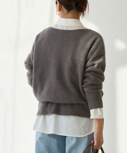 JOURNAL STANDARD(ジャーナルスタンダード)の「FOX WOOL 2WAY Vネックプルオーバー(ニット/セーター・レディース・ブラウン/ライトブルー/ピンク・FREE)」の5枚目の写真