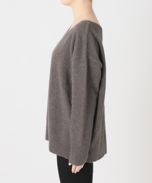 JOURNAL STANDARD(ジャーナルスタンダード)の「FOX WOOL 2WAY Vネックプルオーバー(ニット/セーター・レディース・ブラウン/ライトブルー/ピンク・FREE)」の21枚目の写真