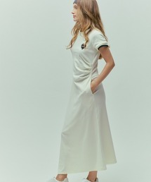 ESSENTIAL（エッセンシャル）の「ウエストサイドタックワンピース（ワンピース）」