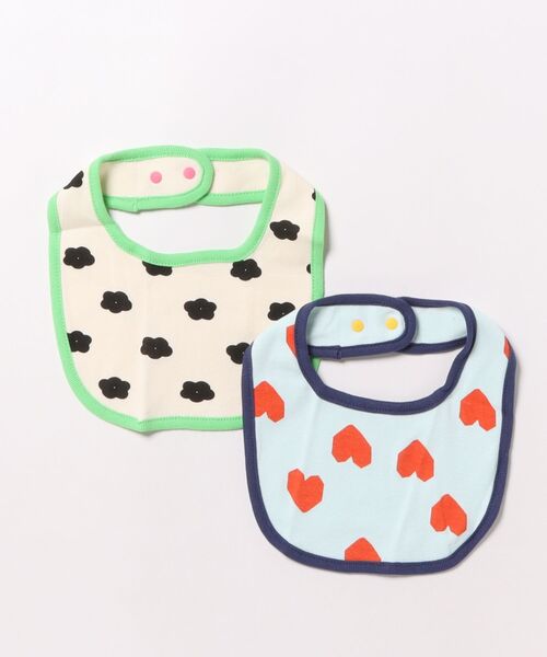 MARKEY'S(マーキーズ)の「2点セット/総柄スタイ(スタイ/よだれかけ・キッズ・マルチ/ホワイト系その他/ブルー系その他・FREE)」の1枚目の写真