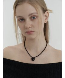 KINDABABY（カインダベイビー）の「black gemstone heart necklace（ネックレス）」