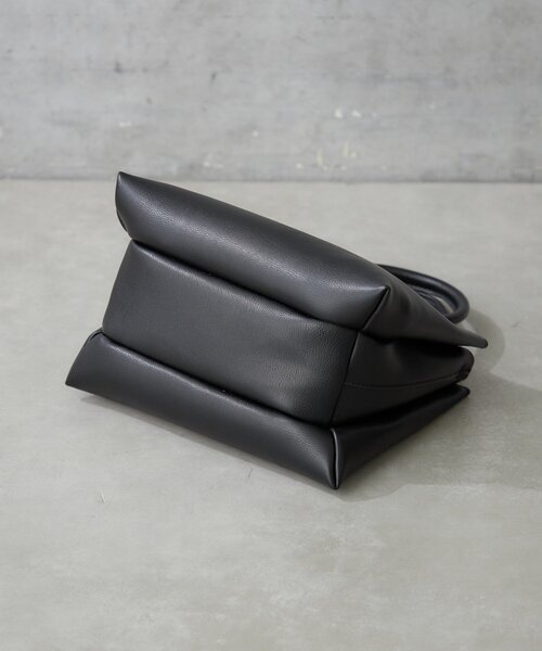 BIRTHDAY BAR(バースデイバー)の「【cache cache カシュカシュ】三層2wayトートバッグ(トートバッグ・レディース・ベージュ/ブラック・0)」の13枚目の写真