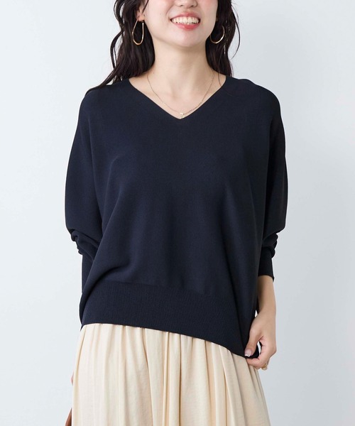 MICA&DEAL（マイカ＆ディール）の「ホールガーメントVネックニットプルオーバー（ニット/セーター・レディース・ホワイト/ピンク/アイボリー/ネイビー・FREE）」の3枚目の写真