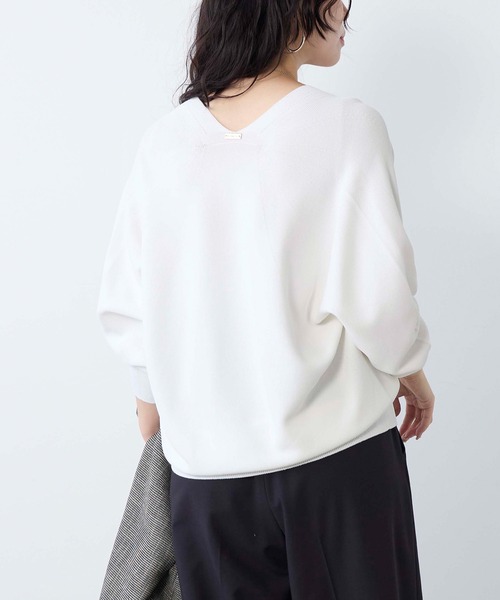 MICA&DEAL（マイカ＆ディール）の「ホールガーメントVネックニットプルオーバー（ニット/セーター・レディース・ホワイト/ピンク/アイボリー/ネイビー・FREE）」の6枚目の写真