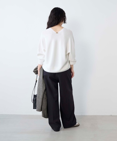MICA&DEAL（マイカ＆ディール）の「ホールガーメントVネックニットプルオーバー（ニット/セーター・レディース・ホワイト/ピンク/アイボリー/ネイビー・FREE）」の9枚目の写真