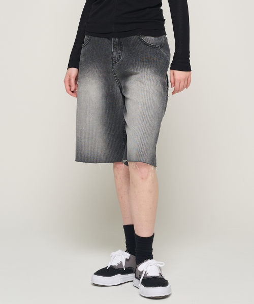 CARGOBROS FOR WOMAN(カーゴブロスフォーウィメン)の「フェイドウォッシングカーゴバミューダパンツ(ブラック)(その他パンツ・レディース・その他・LARGE/MEDIUM/SMALL)」の1枚目の写真