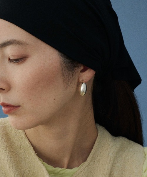 Curensology(カレンソロジー)の「Curensology(カレンソロジー)/<CSG>シルバーオーバルピアス(ピアス(両耳用)・レディース・シルバー・FREE)」の1枚目の写真