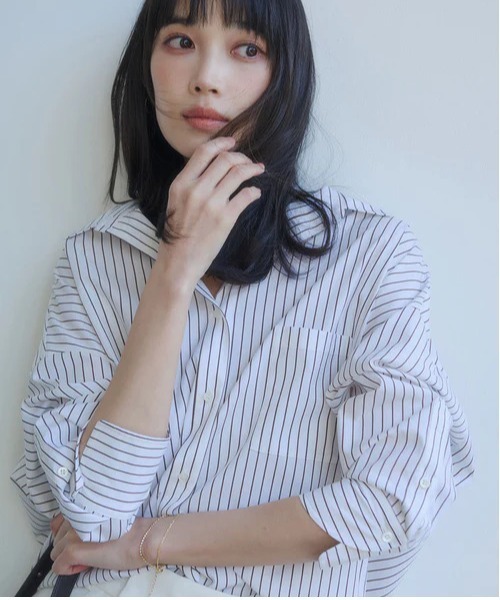anuans(アニュアンス)の「【ベストセラー】スタンダードシャツ (ストライプ)(シャツ/ブラウス・レディース・サックスブルー/ブラウン・F)」の3枚目の写真